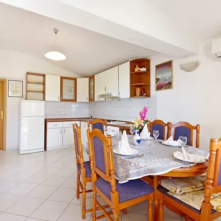 Marin Apartman