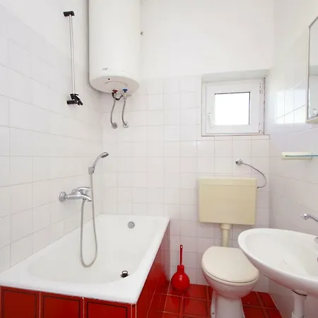 Apartman Marin *