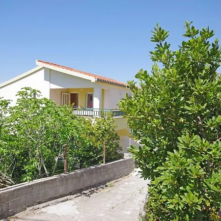 Apartman Marin *